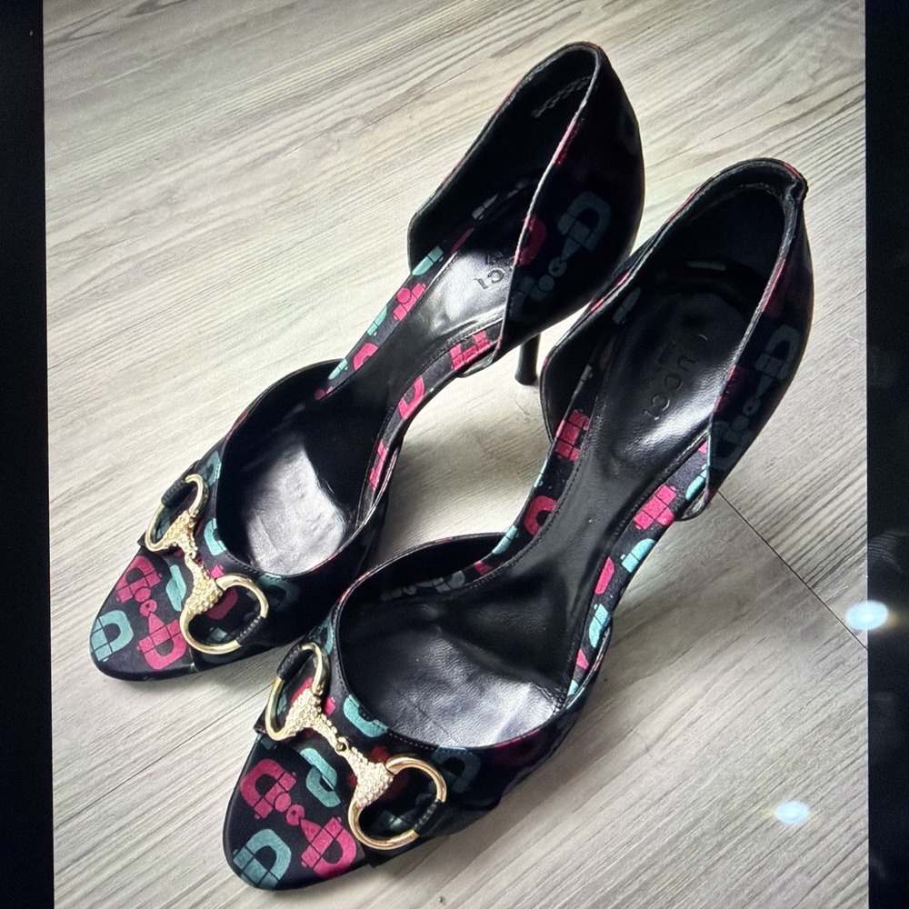 GUCCI 132461 Stiletto Size 8B Black Satin D'Orsay Heel Horsebit Peep Toe Pumps